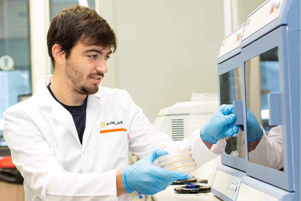 AIMPLAS desarrolla envases compostables, procesos de biodegradación mediante bacterias y una calefacción sostenible con apoyo de la AVI