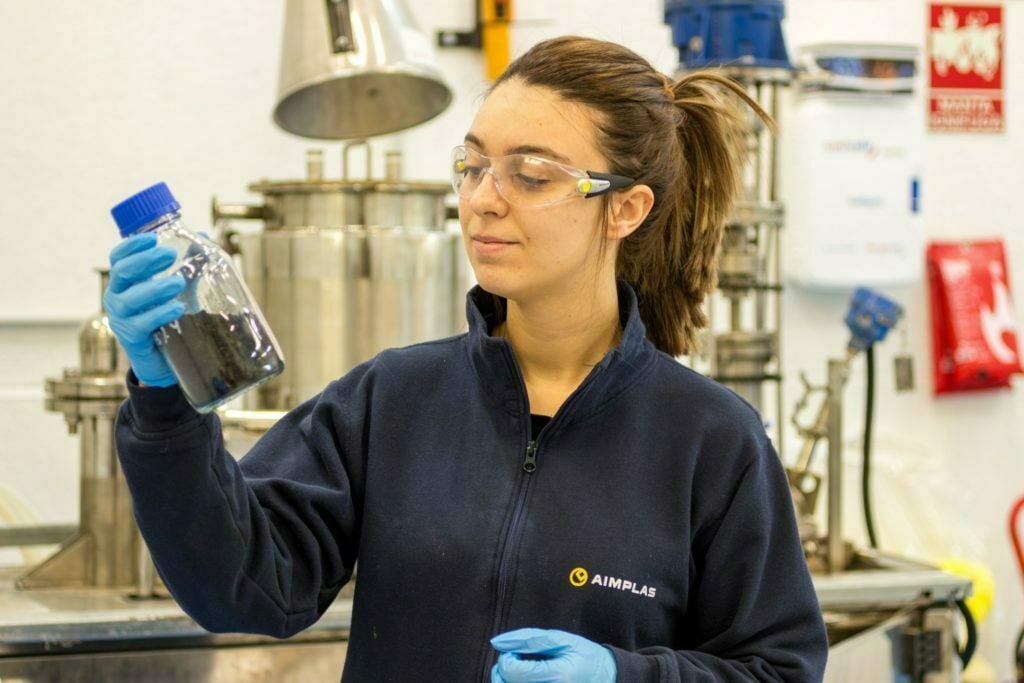 RepescaPlas obtiene nuevos productos de alto valor añadido de las basuras marinas gracias al reciclado químico y aborda su cuarta anualidad