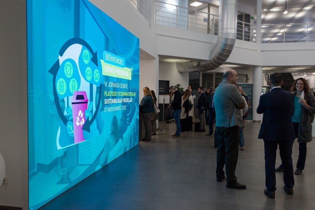 jornada debate plásticos y economía circular