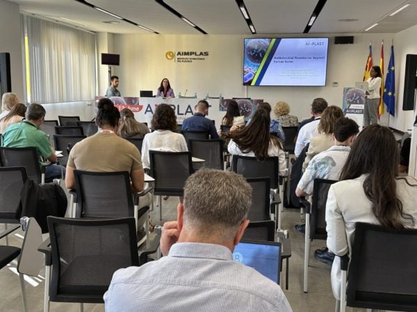 Segunda jornada AMPLAST