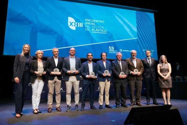 encuentro anual plástico